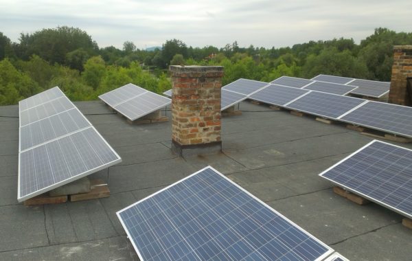 5 kw-os napelemes rendszer lapostetőn